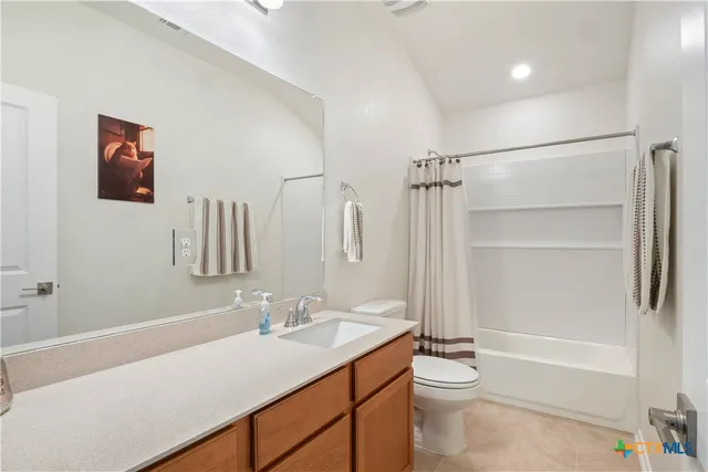 $370,000 | 125 Lucky Texan Road, Jarrell, TX 76537