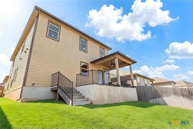 $370,000 | 125 Lucky Texan Road, Jarrell, TX 76537