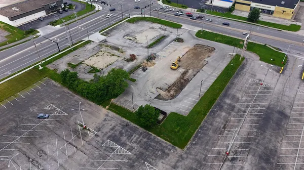 $3,900,000 | 4375 Refugee Road, Columbus, OH 43232