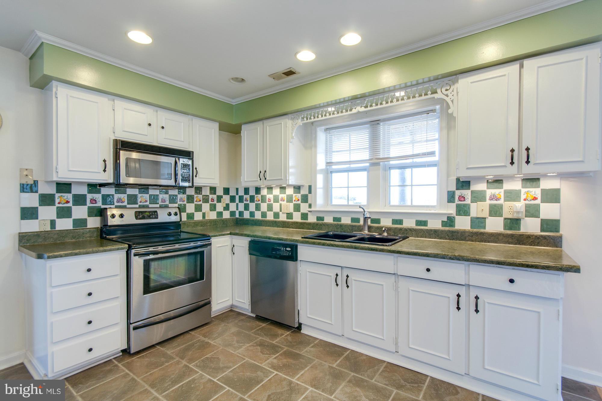 8983 Broomes Island Road Broomes Island, MD 20615 - Photo 14 of 30 Kitchen