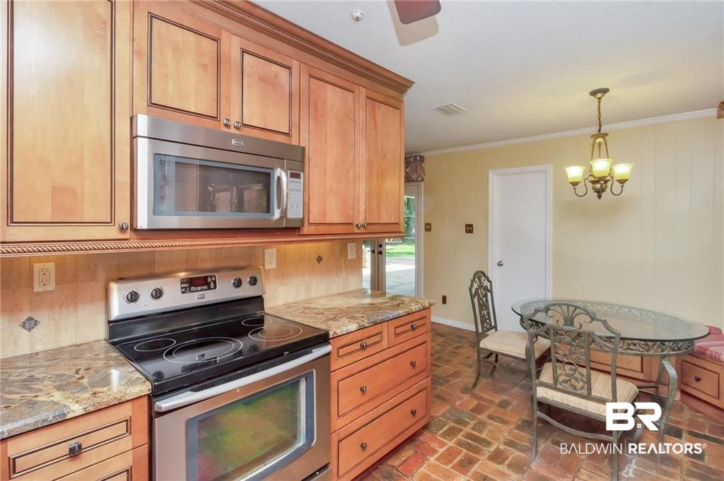 401 Hounds Run East Mobile, AL 36608 - Photo 8 of 42 Gallery Image 8