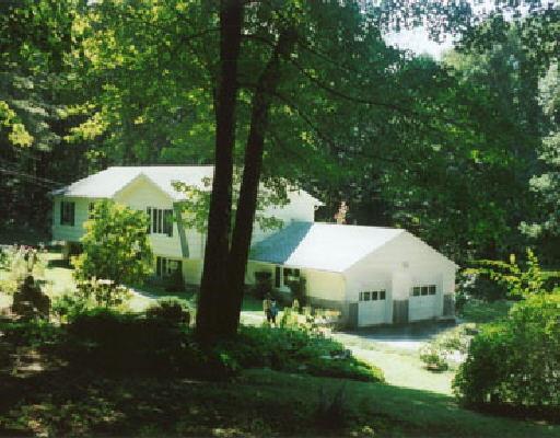 17 Fanton Hill Road Weston, CT 06883 - Photo 1 of 1 Gallery Image 1