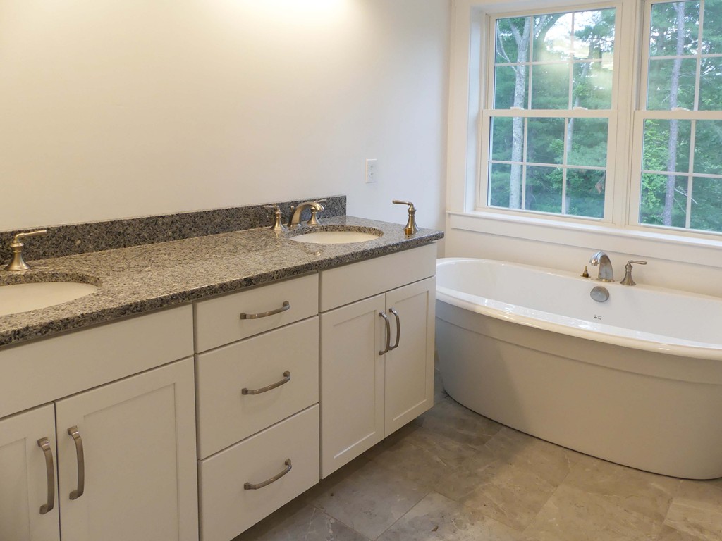 168 Greenwood Road Andover, MA 01810 - Photo 15 of 23 Gallery Image 15