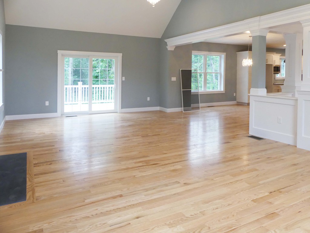 168 Greenwood Road Andover, MA 01810 - Photo 9 of 23 Gallery Image 9