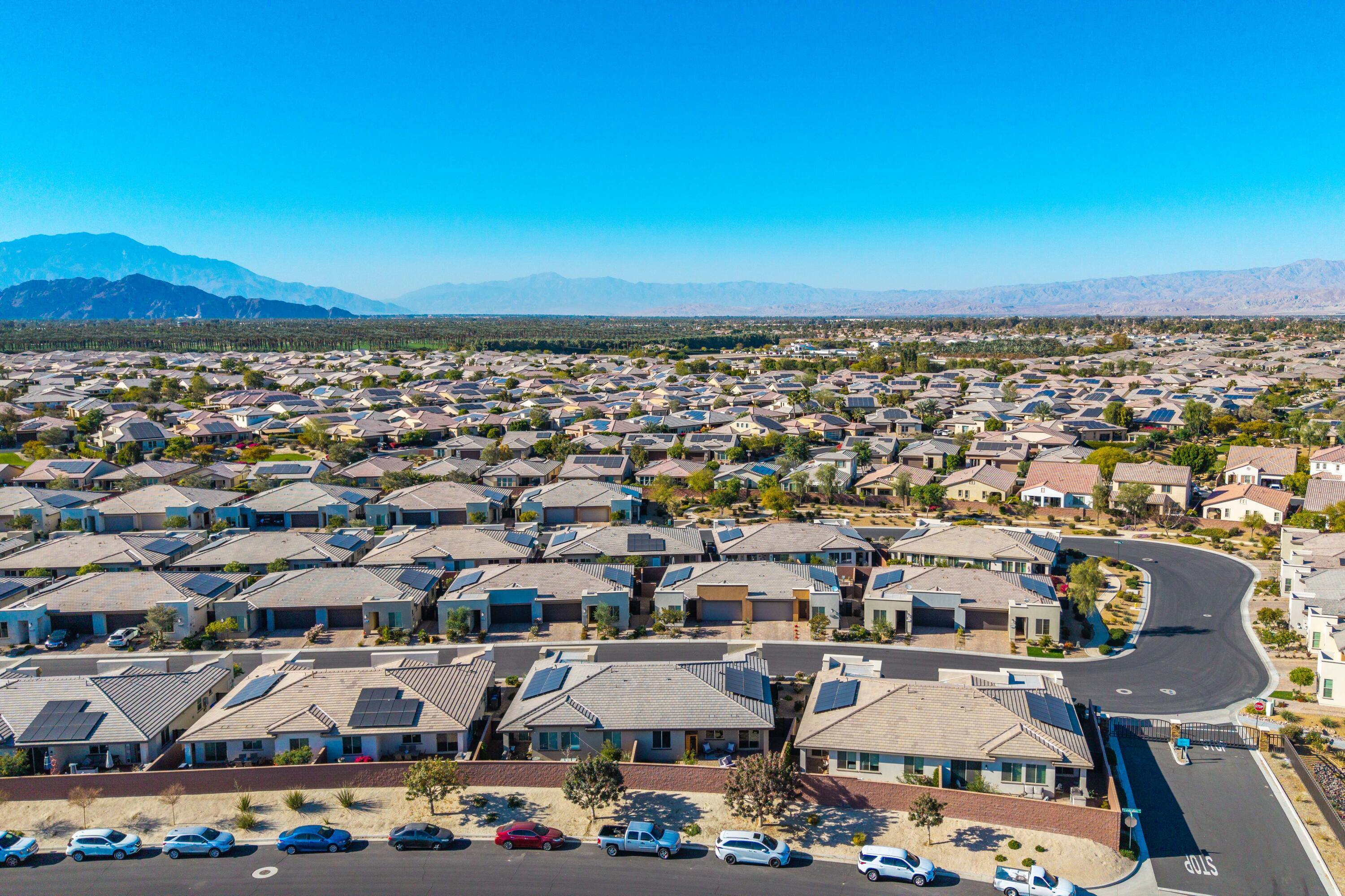 51570 Ponderosa Dr. Indio, CA 92201 - Photo 39 of 59 44-44