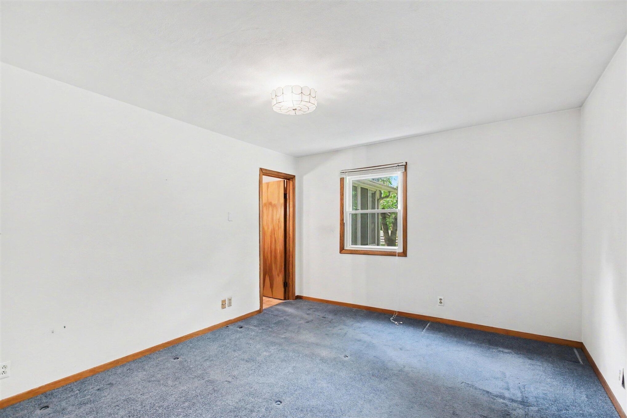 69513 Leet Road Niles, MI 49120 - Photo 12 of 28 Gallery Image 12