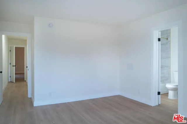 $2,700 | 860 South Kingsley Drive, Unit 209, Los Angeles, CA 90005