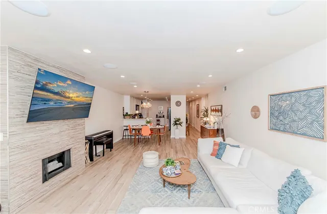 $780,000 | 1940 North Highland Avenue, Unit 66, Los Angeles, CA 90068