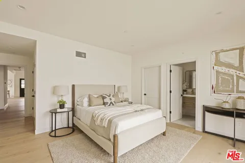 $2,495,000 | 2370 Kelton Avenue, Los Angeles, CA 90064