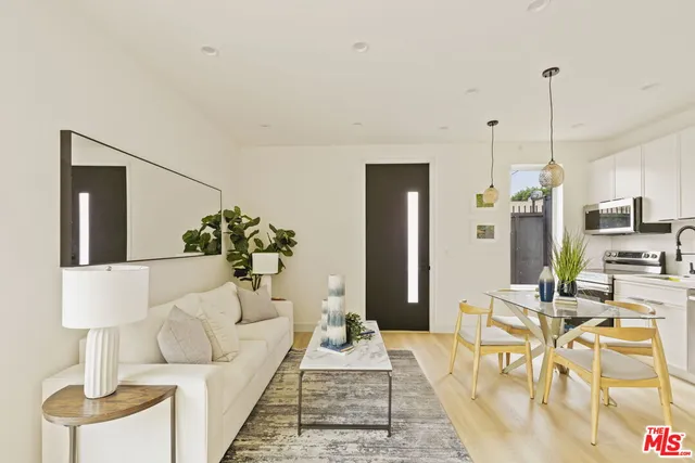 $2,495,000 | 2370 Kelton Avenue, Los Angeles, CA 90064