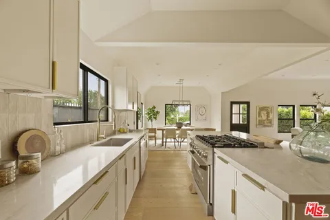 $2,495,000 | 2370 Kelton Avenue, Los Angeles, CA 90064