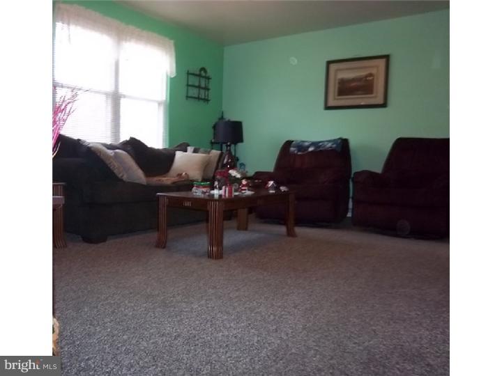 305 Lakedale Road Berlin, NJ 08009 - Photo 12 of 22 Gallery Image 12