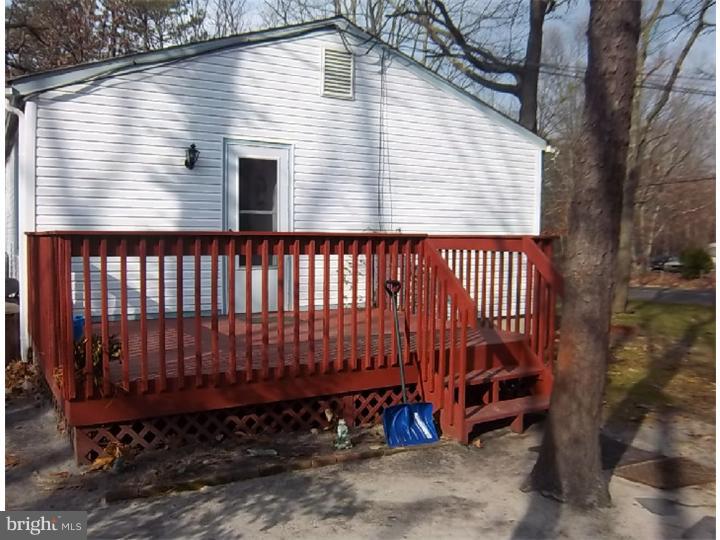 305 Lakedale Road Berlin, NJ 08009 - Photo 4 of 22 Gallery Image 4