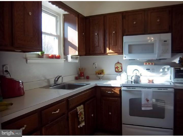 305 Lakedale Road Berlin, NJ 08009 - Photo 5 of 22 Gallery Image 5