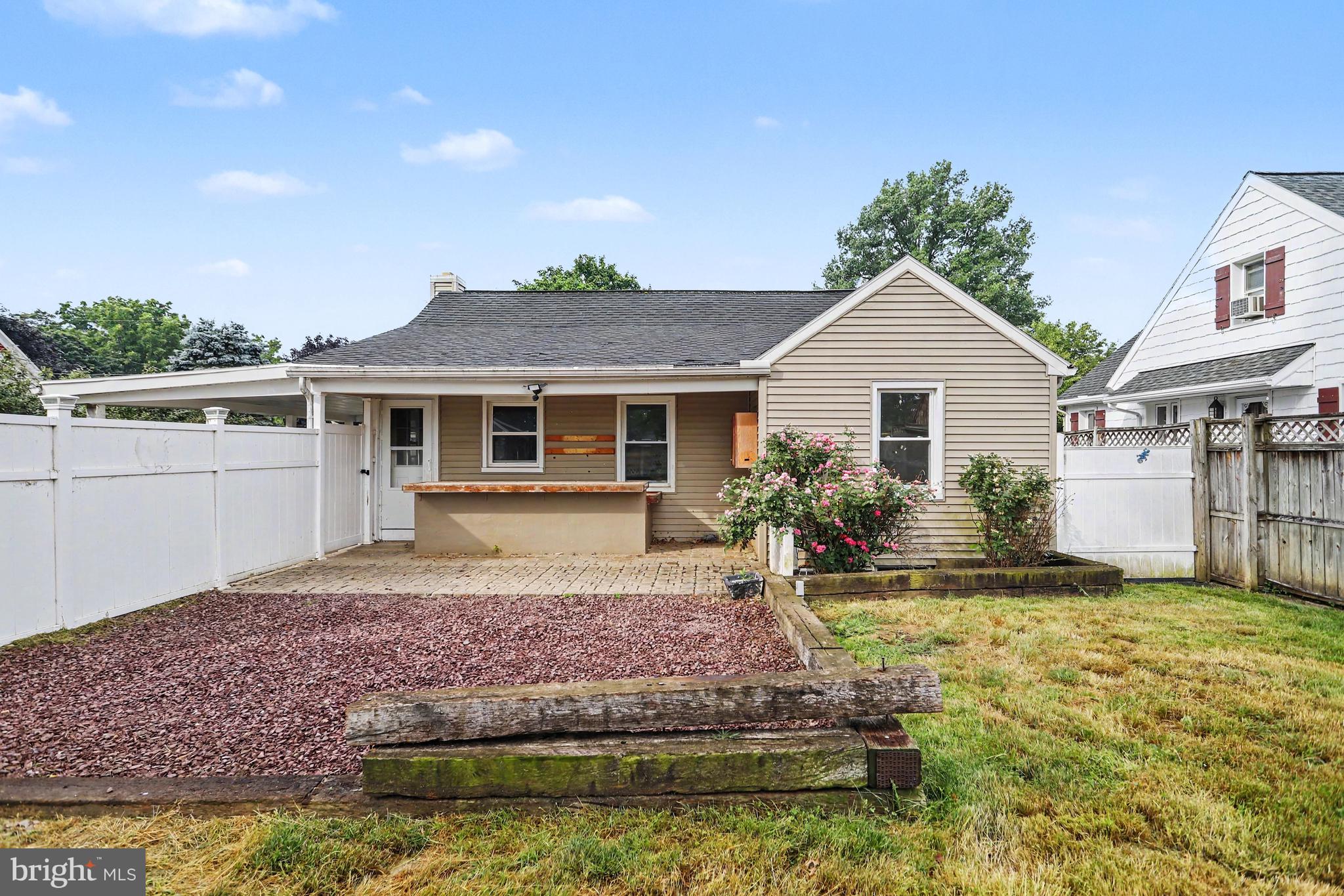 237 Noble Street Lititz, PA 17543 - Photo 23 of 31