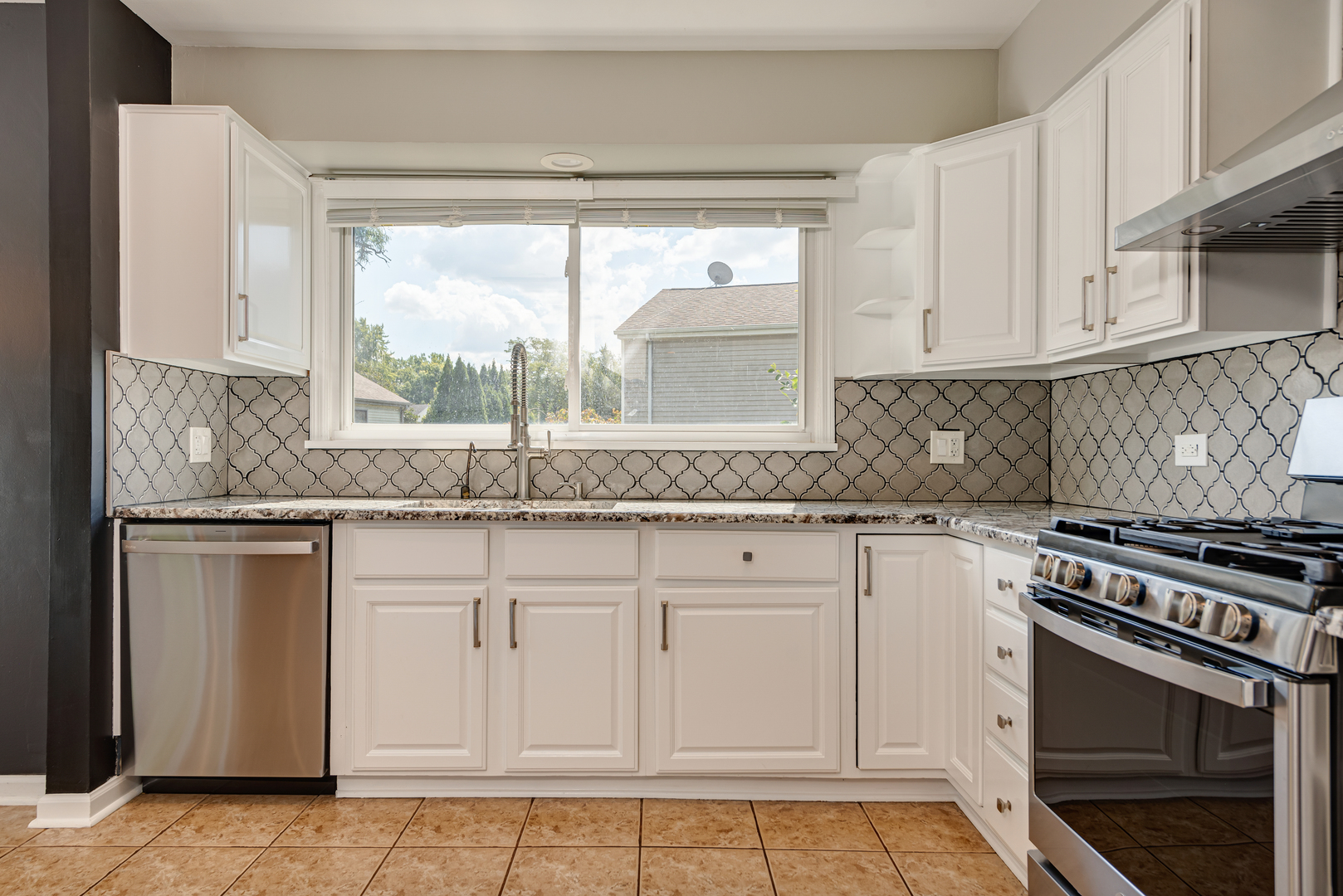 810 Red Bridge Road Lake Zurich, IL 60047 - Photo 7 of 23