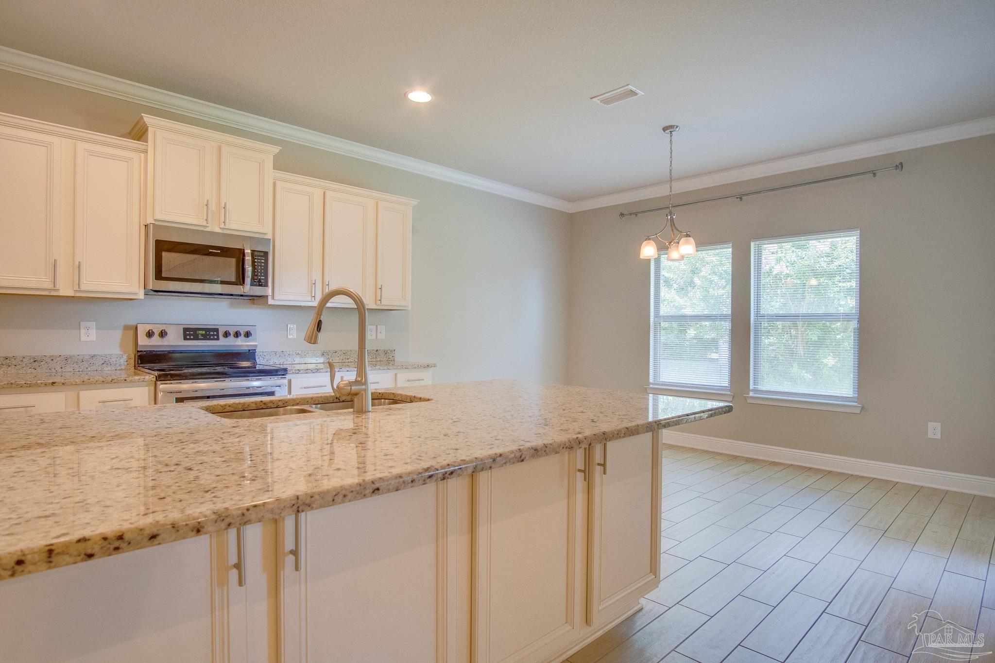 2648 Gemstone Circle Pace, FL 32571 - Photo 13 of 37