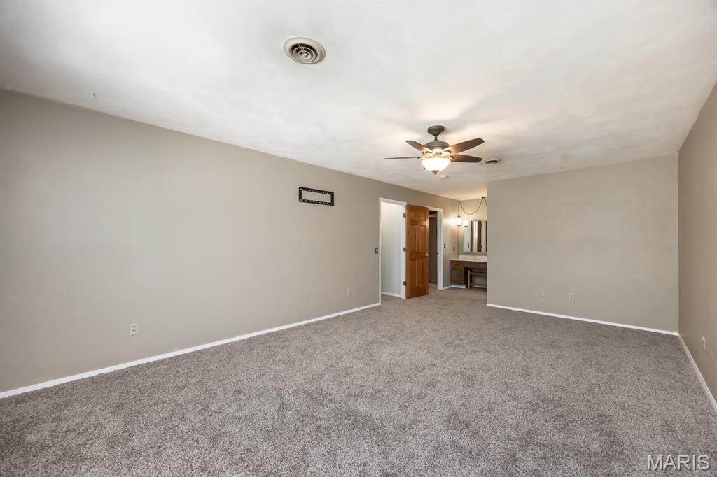 809 Reiss Road O'Fallon, IL 62269 - Photo 22 of 37