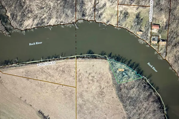 $215,000 | 2910 West Bass Creek Road, Beloit, WI 53511