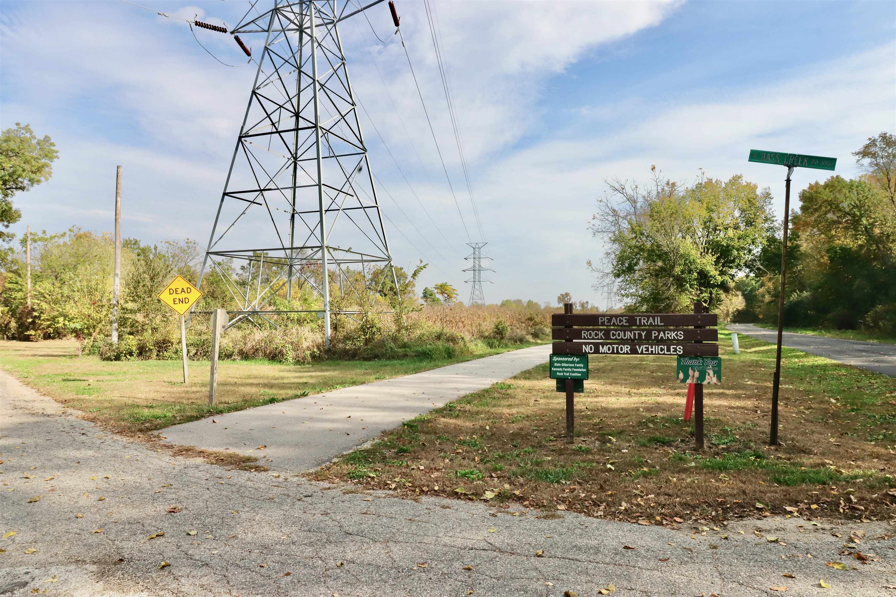 2910 West Bass Creek Road Beloit, WI 53511 - Photo 6 of 23