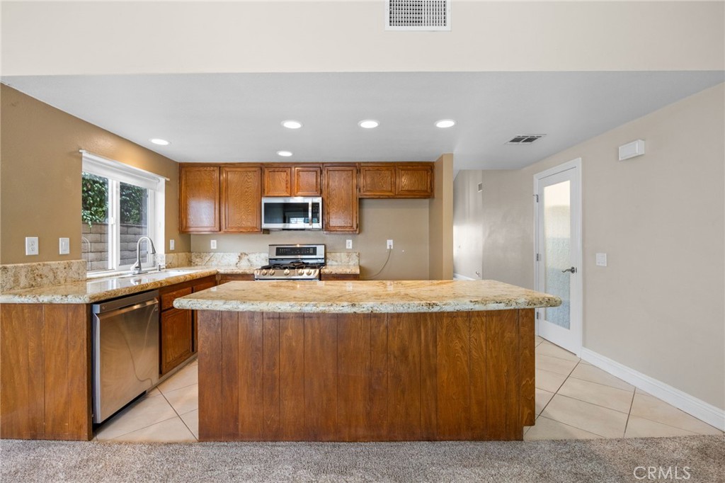 3262 Winnebago Lane Riverside, CA 92503 - Photo 7 of 24