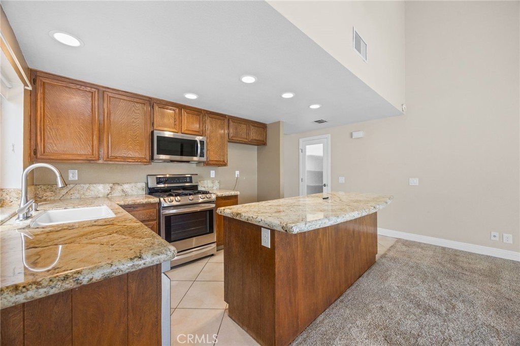 3262 Winnebago Lane Riverside, CA 92503 - Photo 8 of 24