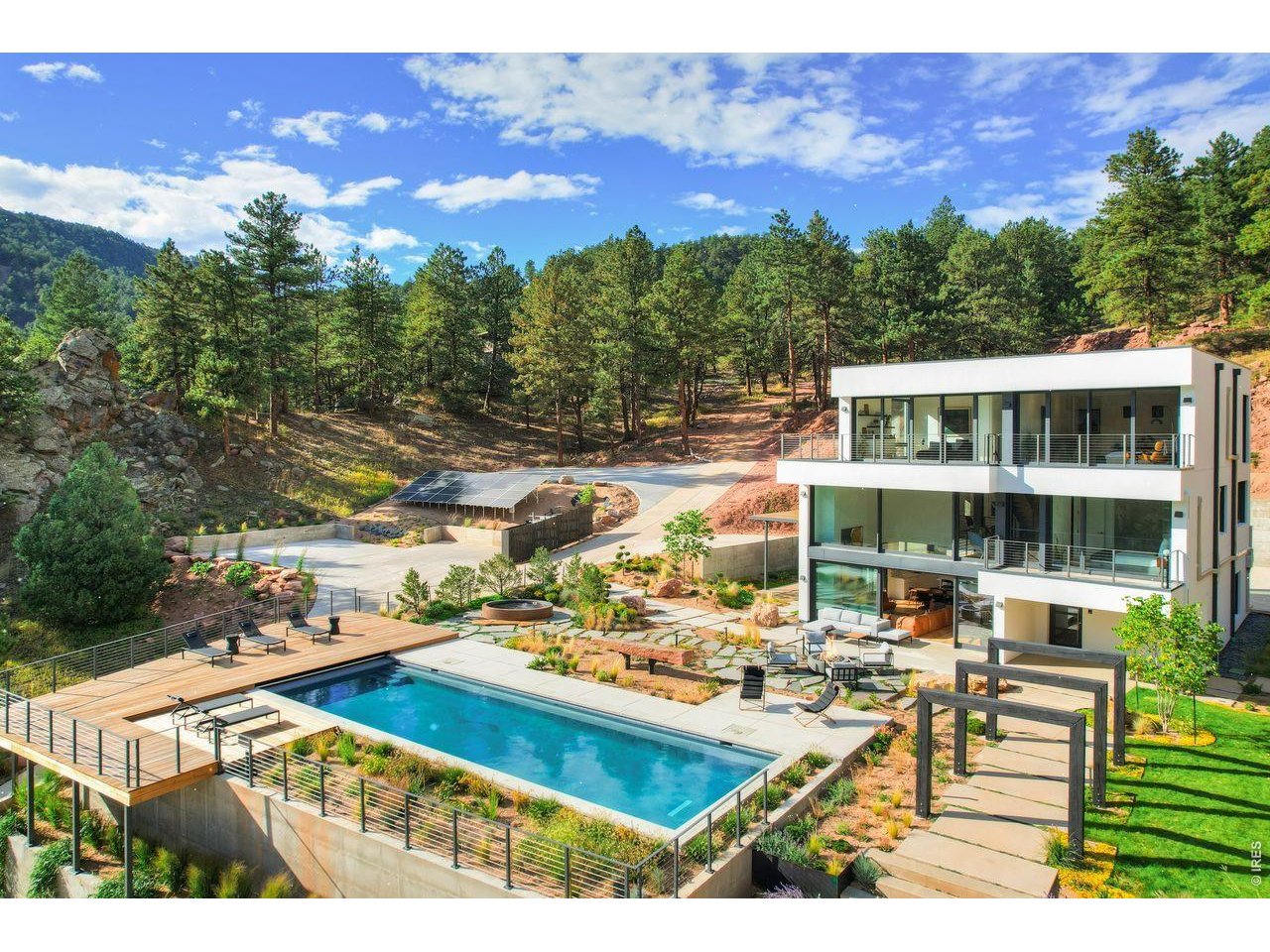 228 Lion Point Boulder, CO 80302 - Photo 3 of 50