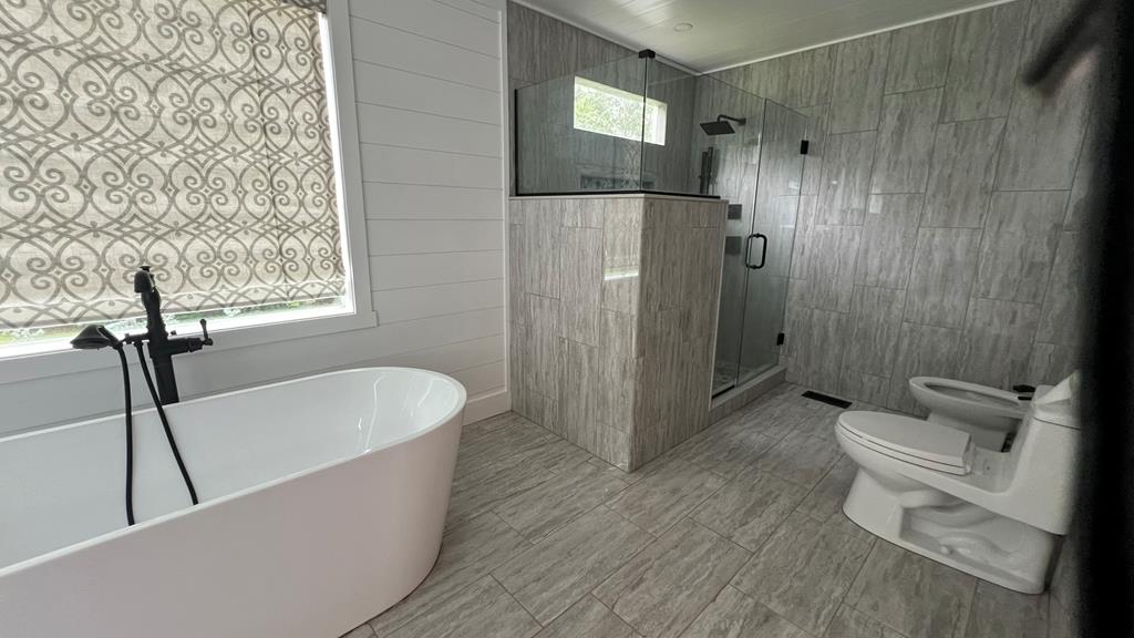 8249 Boardtown Road Ellijay, GA 30540 - Photo 65 of 71 Master bath