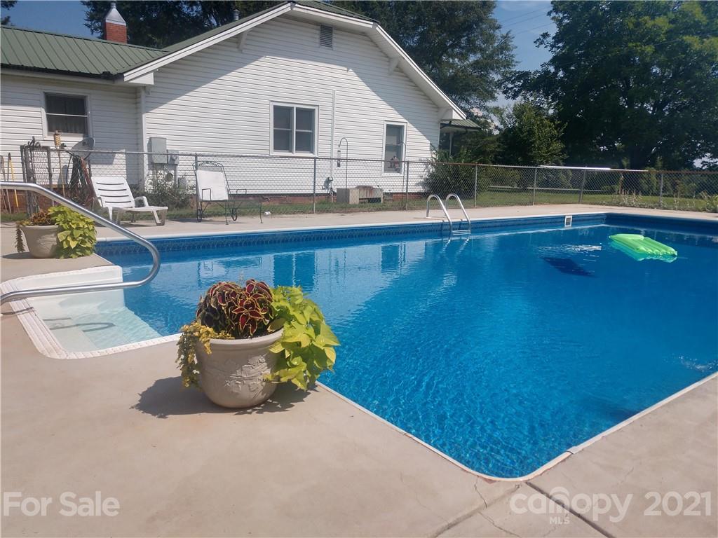 2225 New House Road Shelby, NC 28150 - Photo 9 of 10 Gallery Image 9