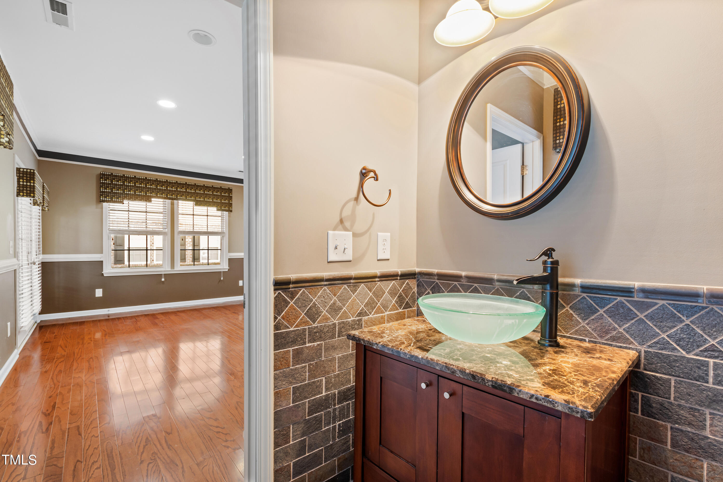 9162 Wooden Road Raleigh, NC 27617 - Photo 27 of 39 25 Bathroom