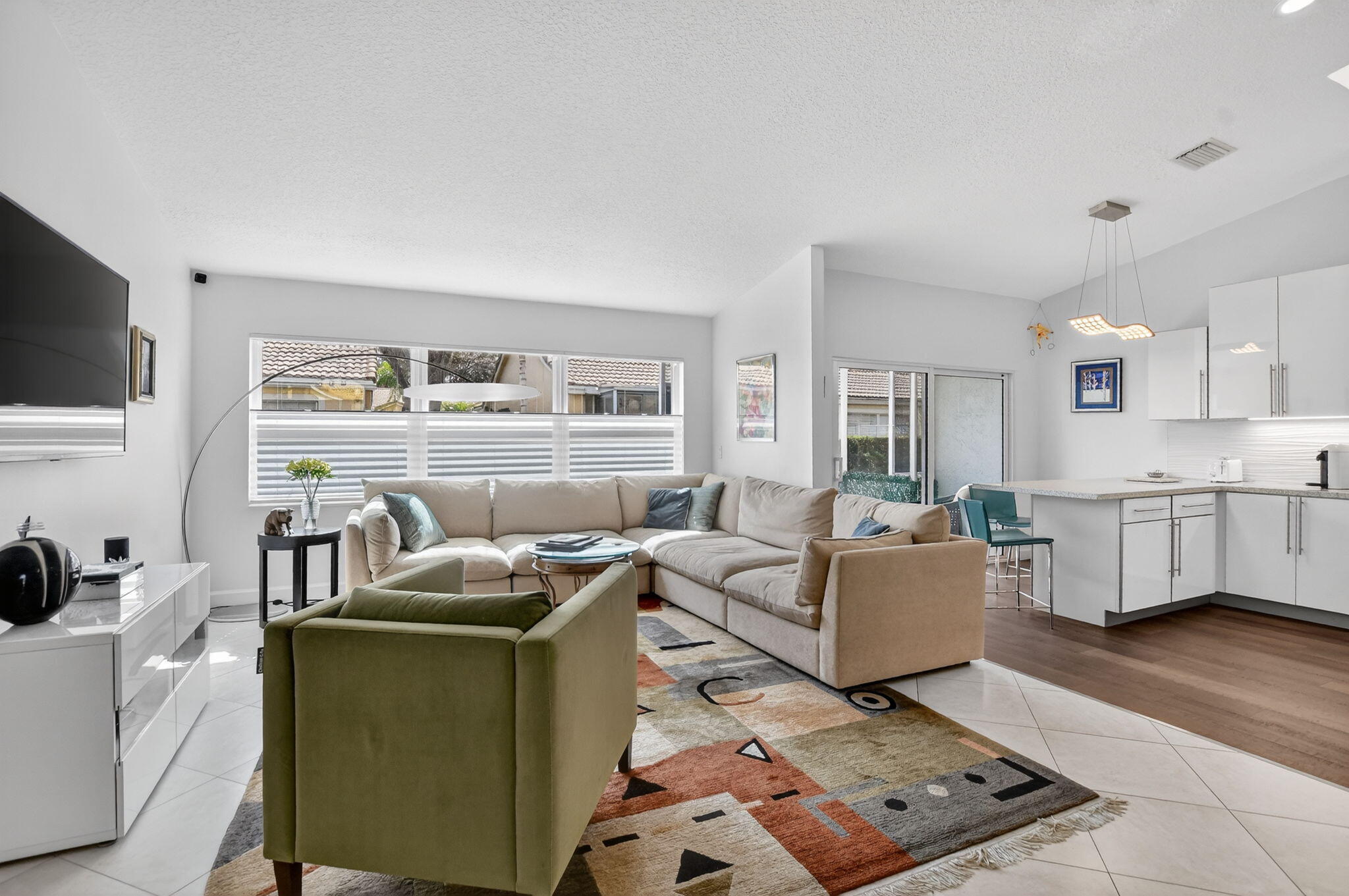 17227 Boca Club Boulevard, Unit 3 Boca Raton, FL 33487 - Photo 11 of 37 10-web-or-mls-DSC_7690