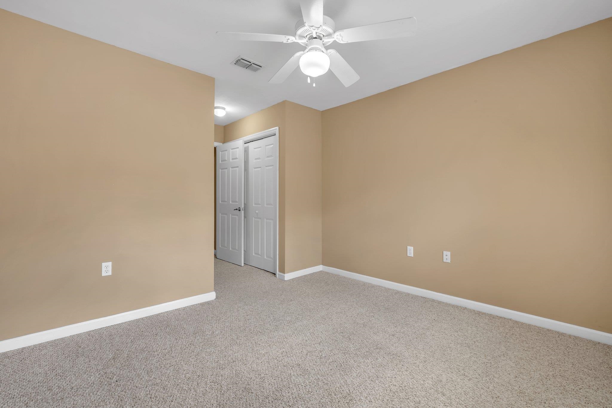 1320 Hendrix Road, Unit 401 Tallahassee, FL 32301 - Photo 10 of 25 Gallery Image 10