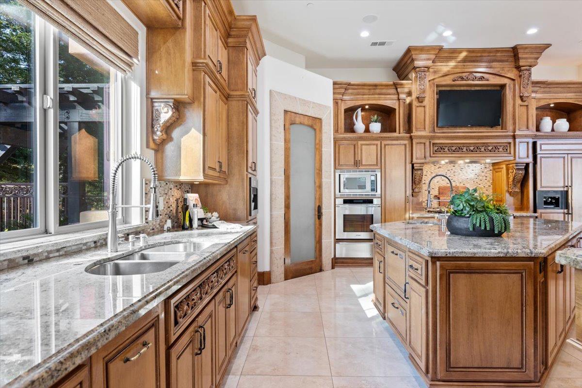 211 Rue Esperanza Lincoln, CA 95648 - Photo 24 of 96