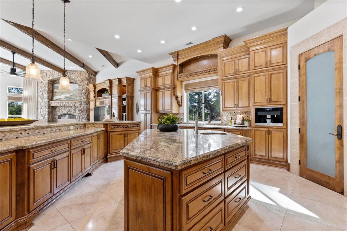 211 Rue Esperanza Lincoln, CA 95648 - Photo 28 of 94