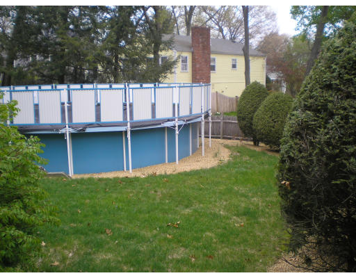 57 Hodge Road Arlington, MA 02474 - Photo 9 of 10
