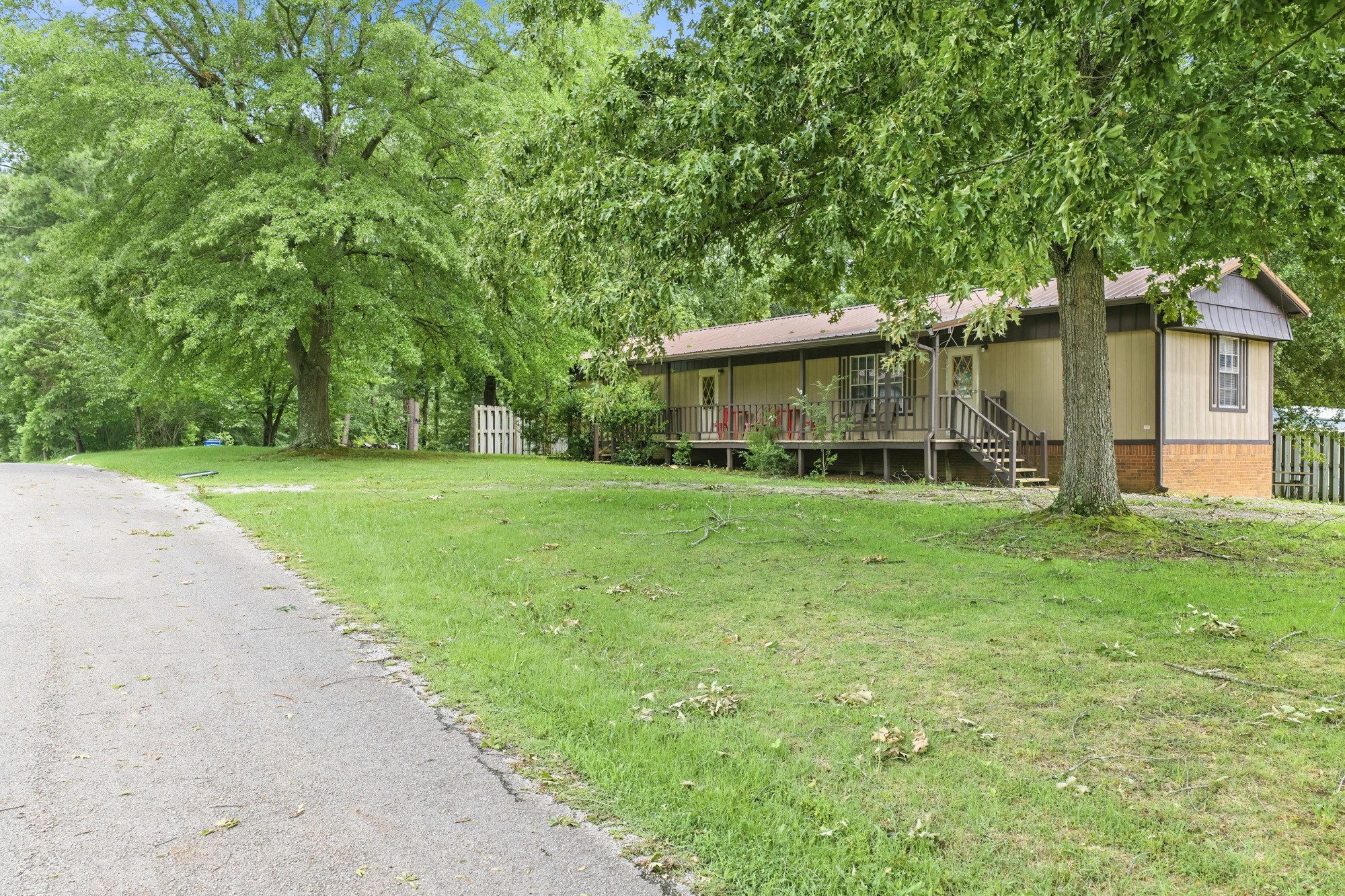 225 Pineview Drive Springville, TN 38256 - Photo 2 of 39