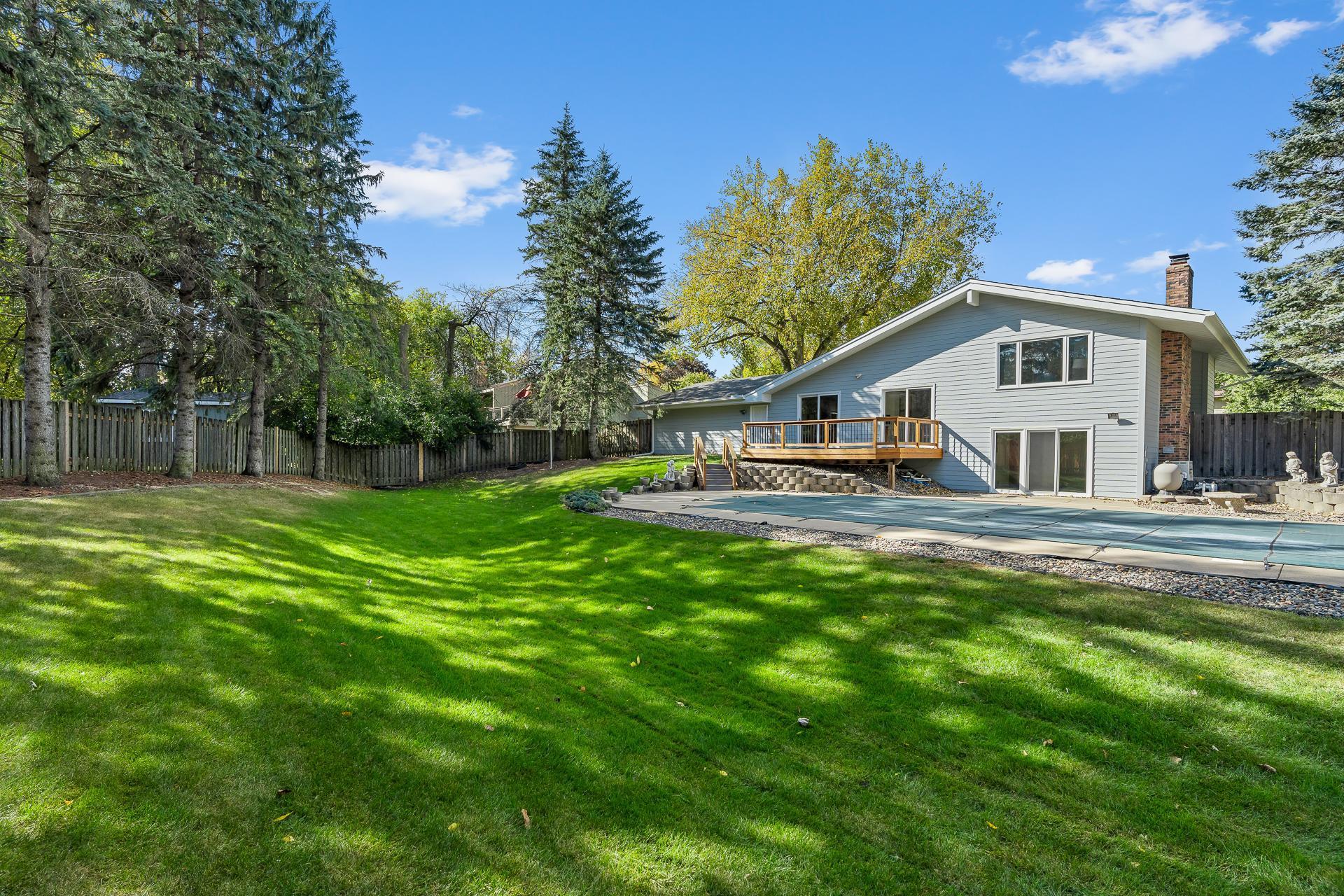 14920 Wellington Road Minnetonka, MN 55391 - Photo 11 of 49 Gallery Image 11