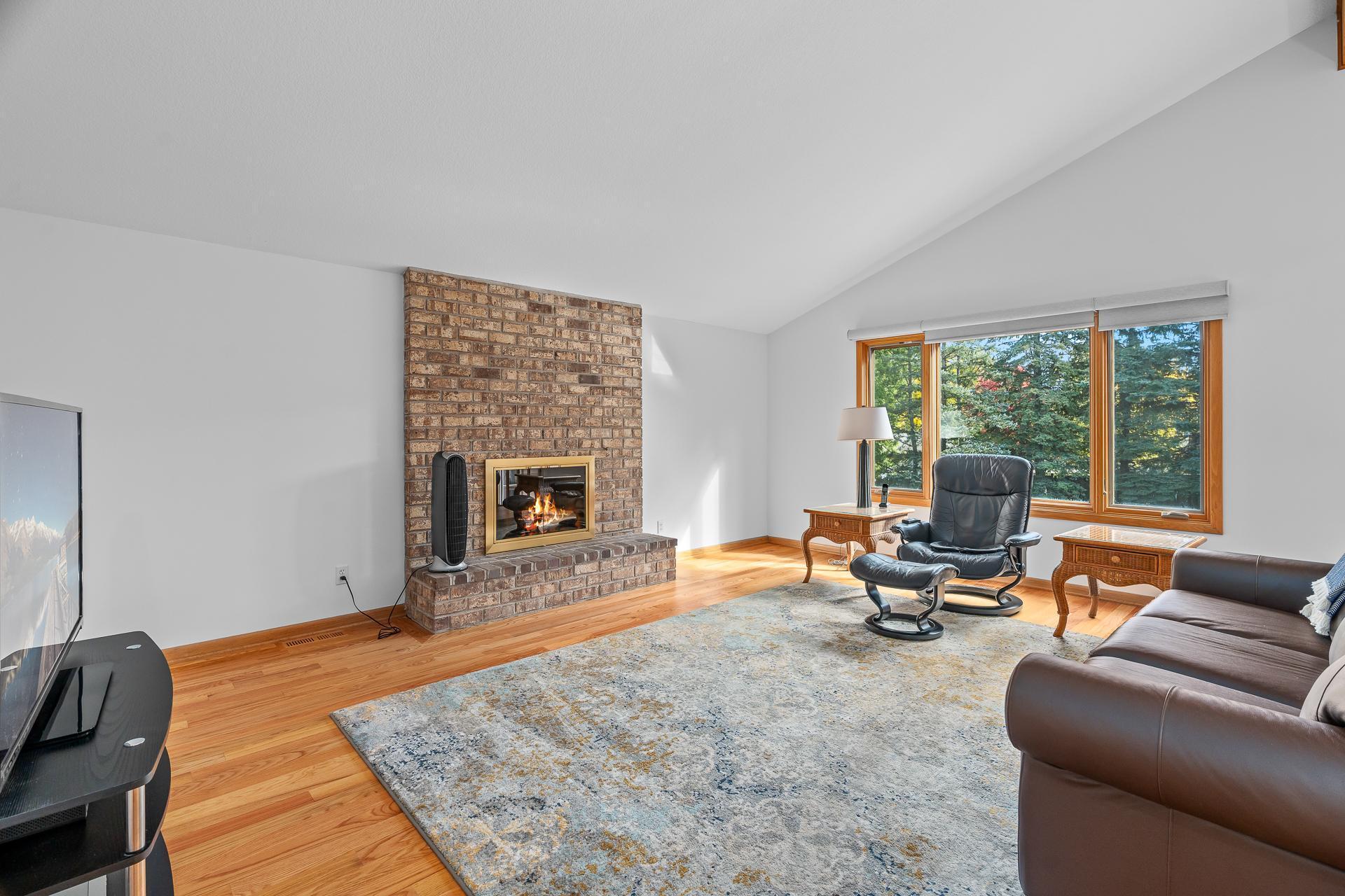 14920 Wellington Road Minnetonka, MN 55391 - Photo 25 of 49 Gallery Image 25