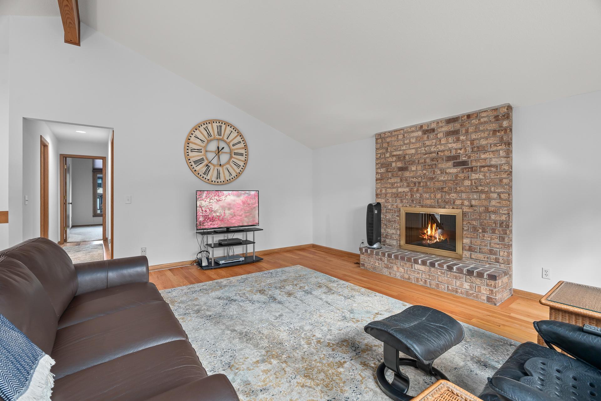 14920 Wellington Road Minnetonka, MN 55391 - Photo 28 of 49 Gallery Image 28