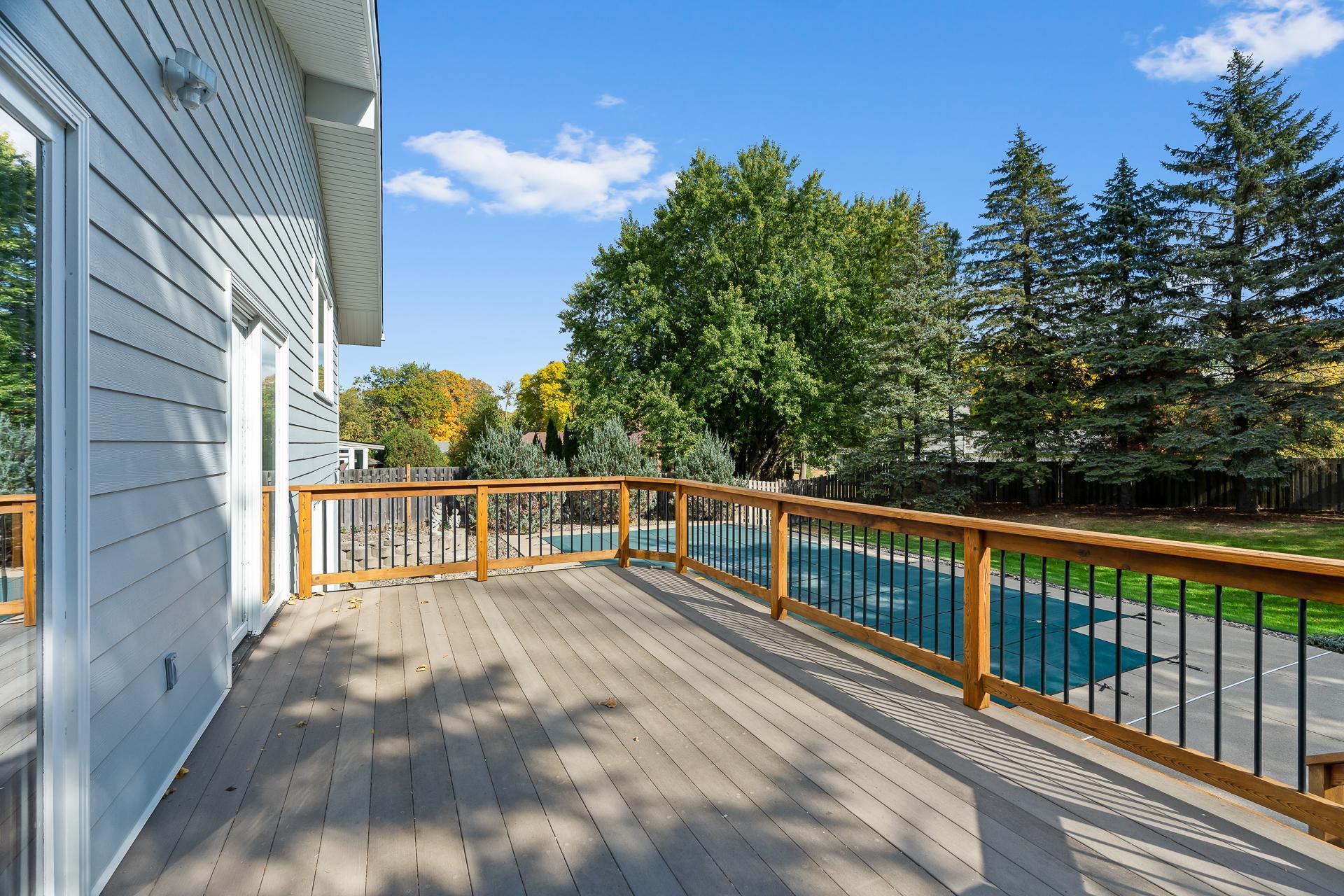 14920 Wellington Road Minnetonka, MN 55391 - Photo 6 of 49 Gallery Image 6