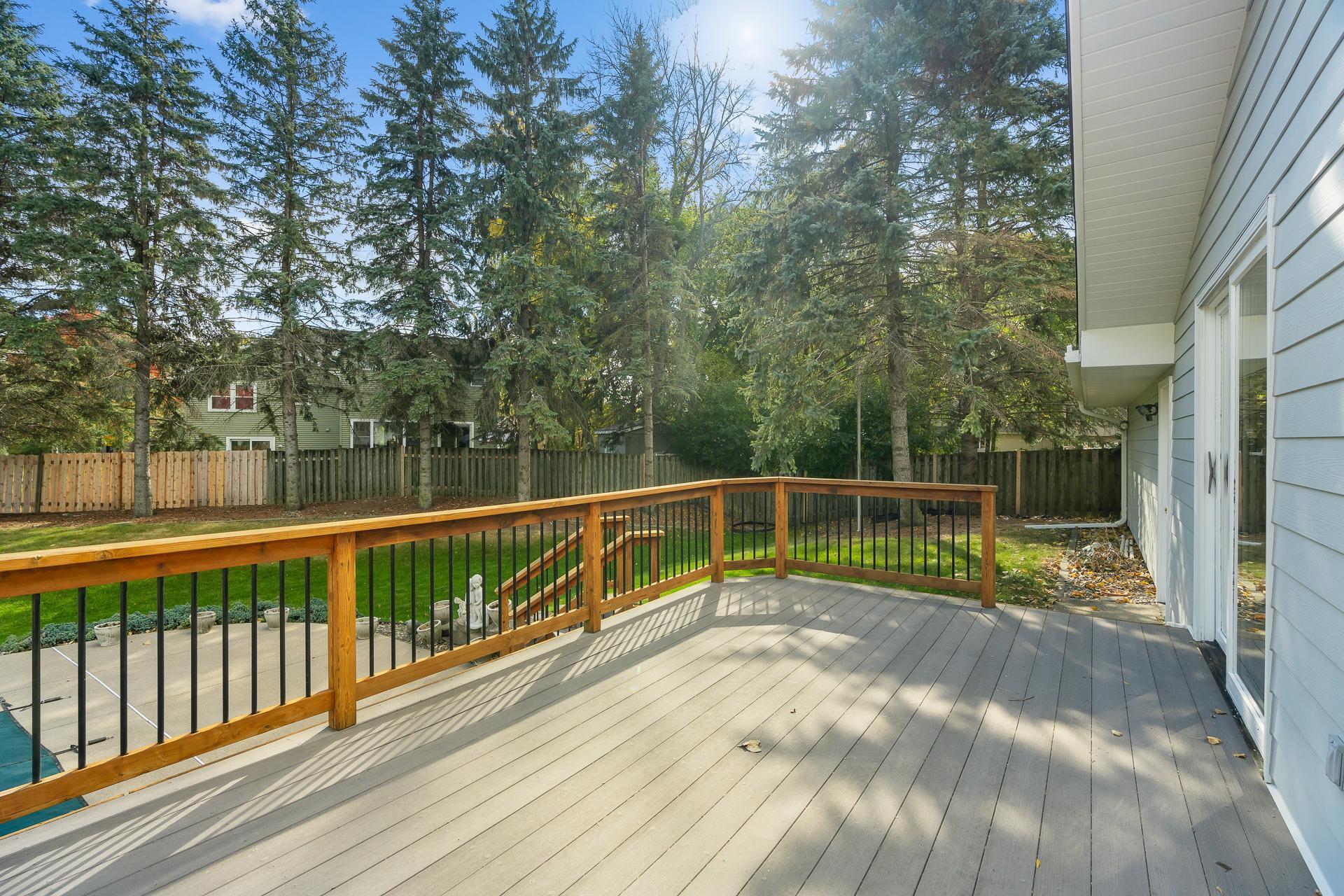 14920 Wellington Road Minnetonka, MN 55391 - Photo 7 of 49 Gallery Image 7