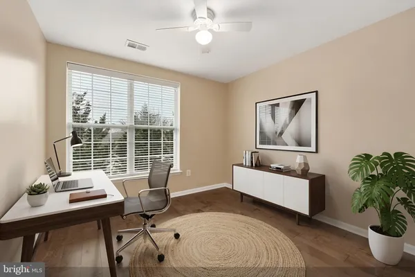 $2,631 | 13947 Hollow Wind Way, Unit 201, Woodbridge, VA 22191