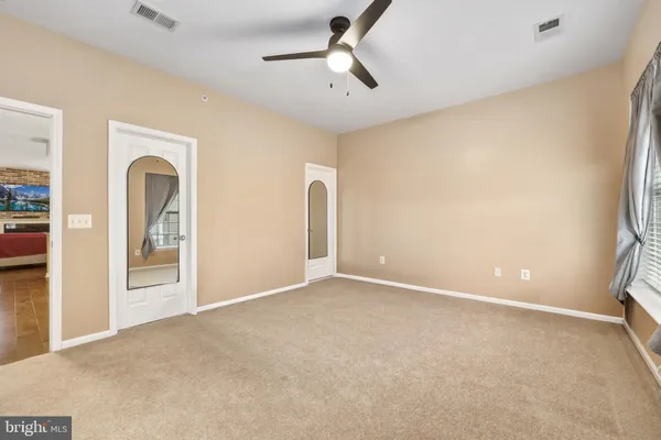 $2,631 | 13947 Hollow Wind Way, Unit 201, Woodbridge, VA 22191