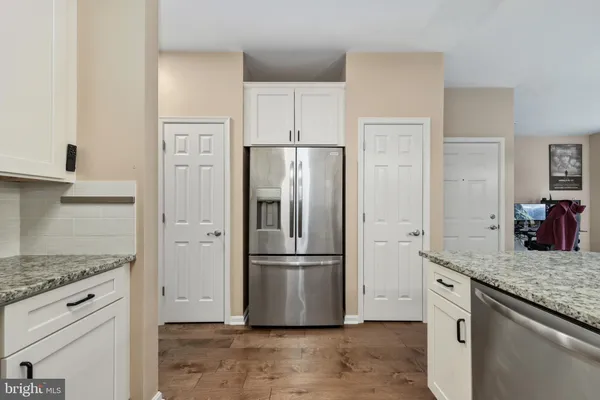 $2,631 | 13947 Hollow Wind Way, Unit 201, Woodbridge, VA 22191