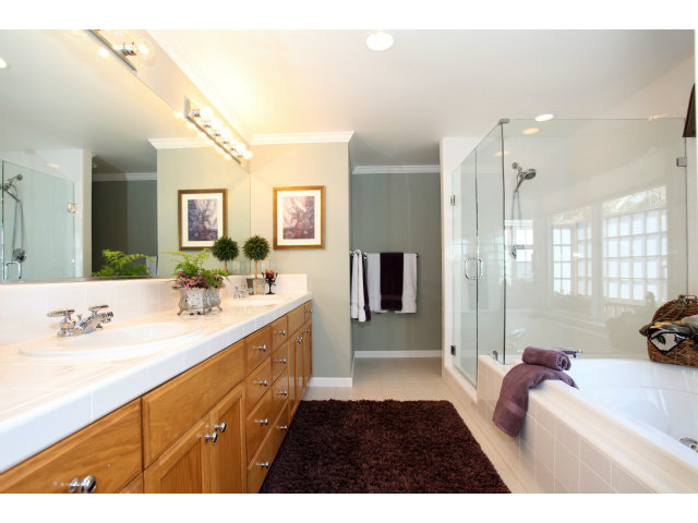 21851 McClellan Road Cupertino, CA 95014 - Photo 9 of 13 Gallery Image 9
