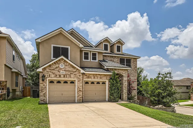$2,700 | 1406 Osprey Heights, San Antonio, TX 78260