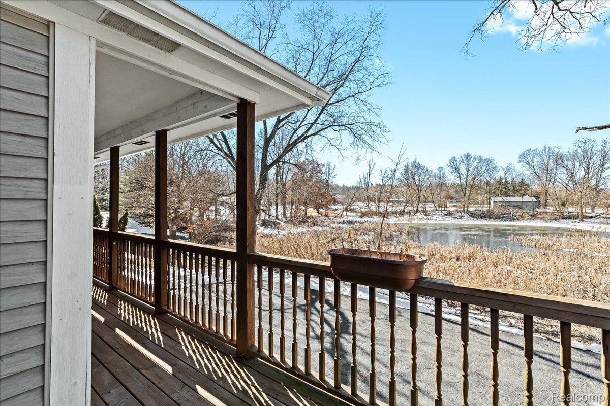 4529 Pleasant Valley Road Brighton, MI 48114 - Photo 28 of 66 Gallery Image 28
