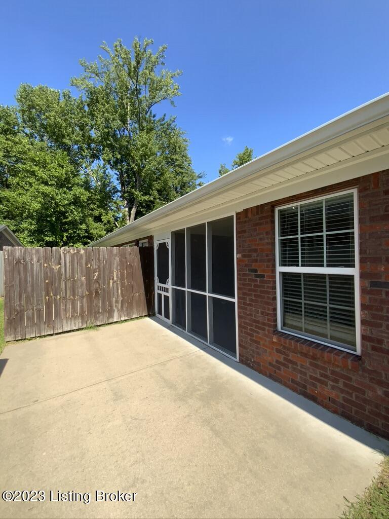 6504 Renate Road Louisville, KY 40291 - Photo 27 of 30 72CA0CE6-3B62-446E-B673-009D7D2BA1F7_1_1