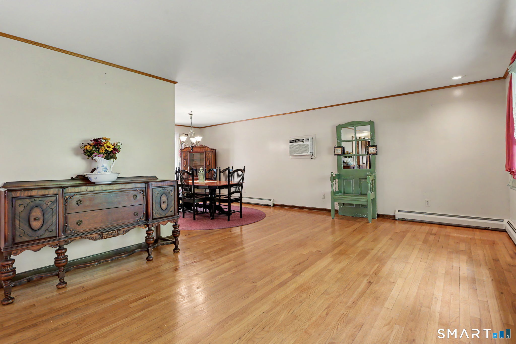2010 Old Town Road Trumbull, CT 06611 - Photo 11 of 35 Front living room