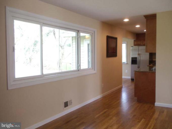 4103 Southend Road Rockville, MD 20853 - Photo 3 of 28 Kitchen